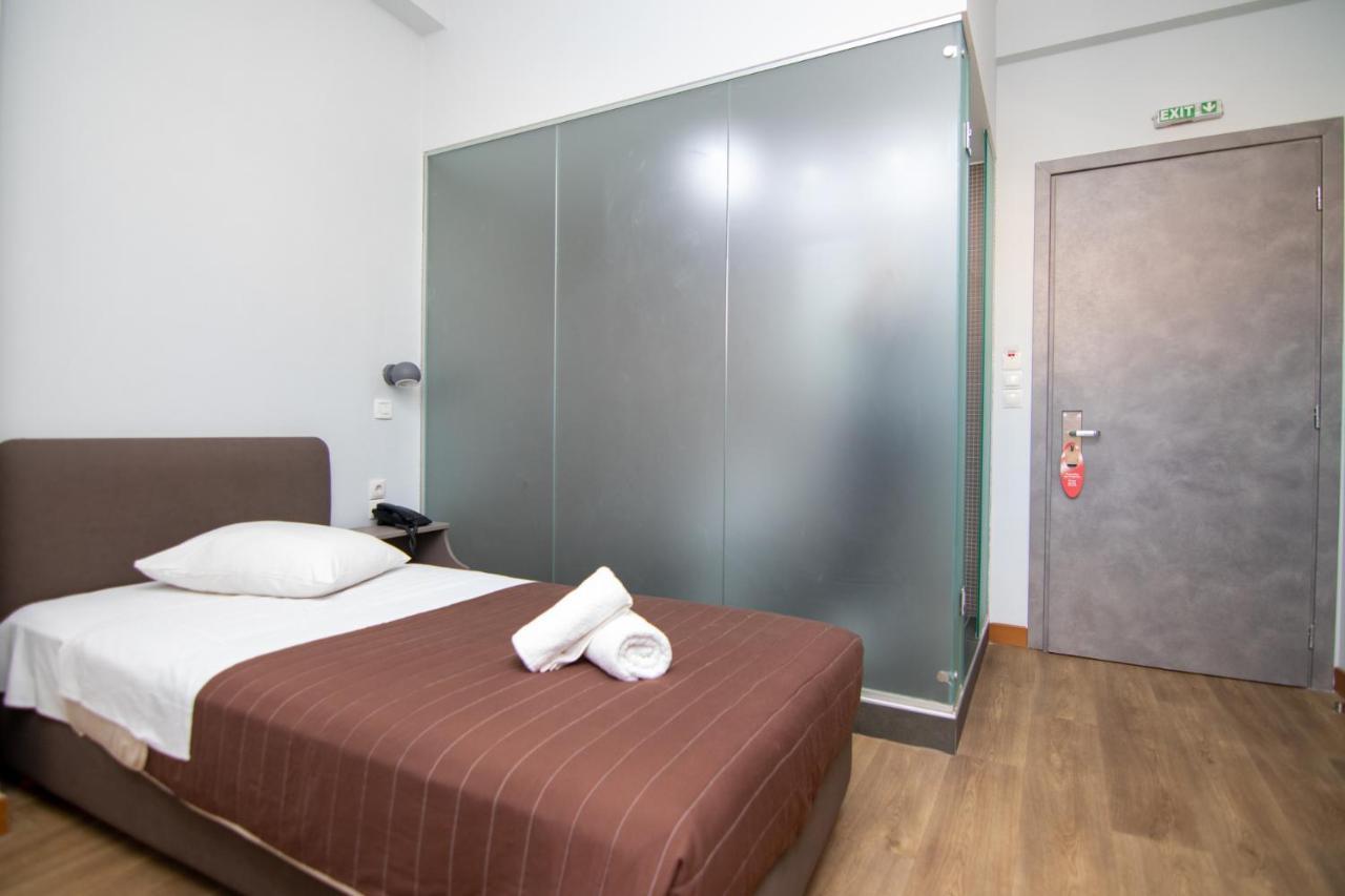 Single Room Private Bathroom