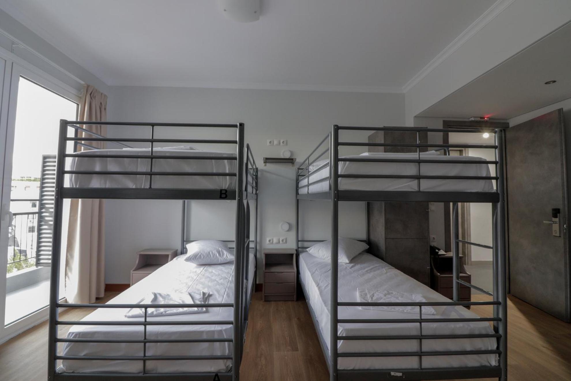 Bed 4-Bed Female Dormitory Room