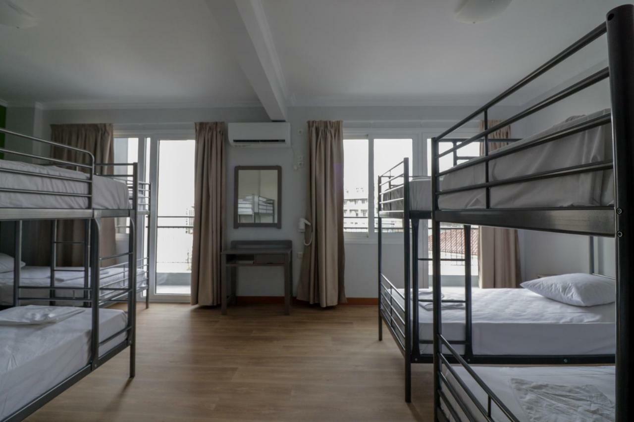 Bed 10-Bed Mixed Dormitory Room